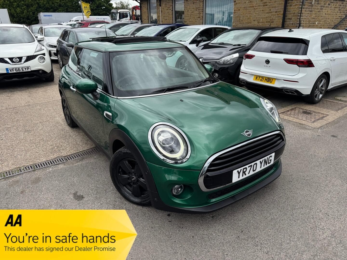 MINI Hatch